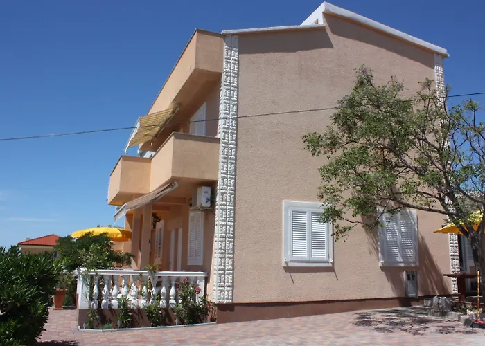 Apartman Maris - Renovated 2026 Pag Town