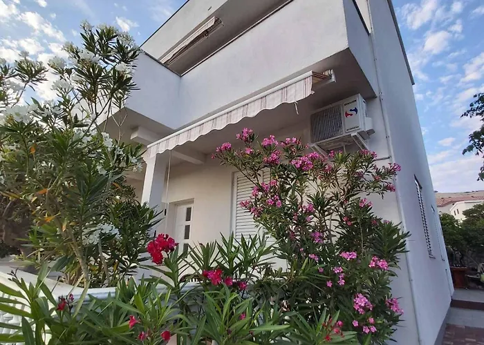Apartman Maris - Renovated 2026 Pag Town