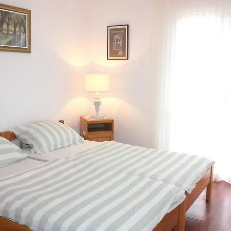 Apartment Kaja Pag Town
