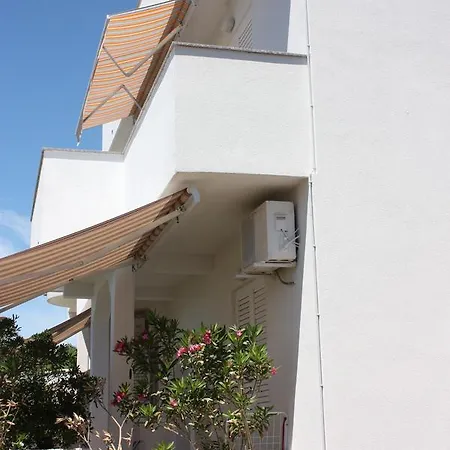 Apartment Kaja Pag Town