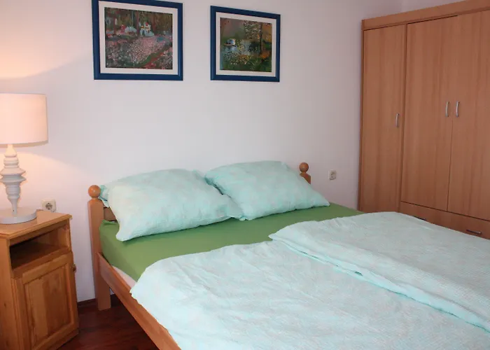 Maris - Renovated 2026 Διαμέρισμα Pag Town