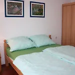 Maris - Renovated 2026 Apartman Pag Town