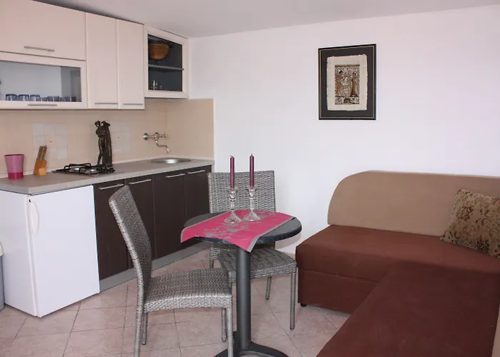 Maris - Renovated 2026 Apartament